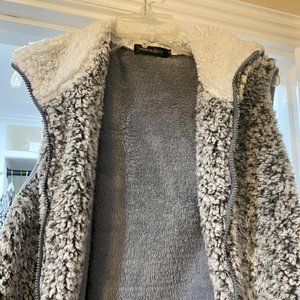 Merokeety zipper fleece vest with pockets, size large